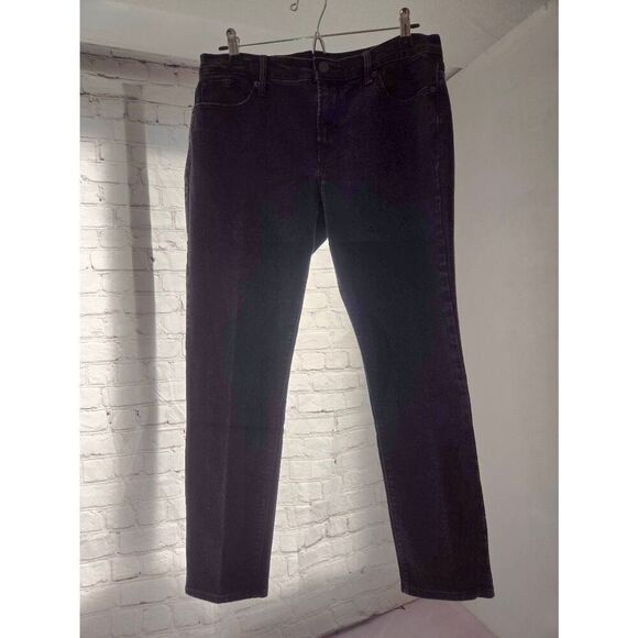 Old Navy Curvy Skinny Women's Size 10 PETITE Black Jeans - Picture 1 of 4